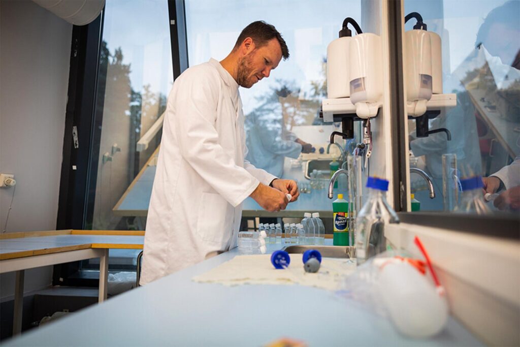 EFC researches algae production in collaboration with UiA